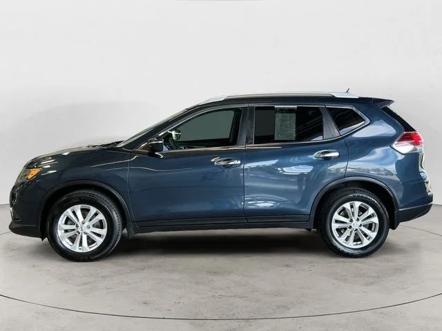 Used 2015 Blue Nissan SV image 8