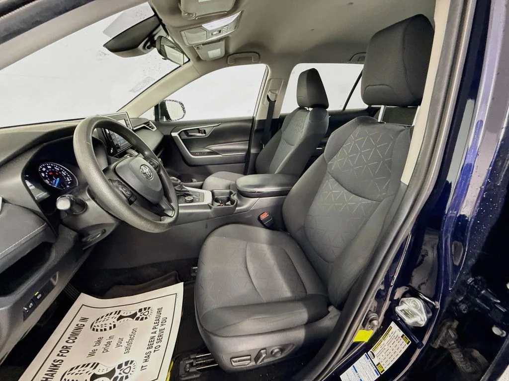 Used 2021 Blue Print Toyota Hybrid XLE image 19