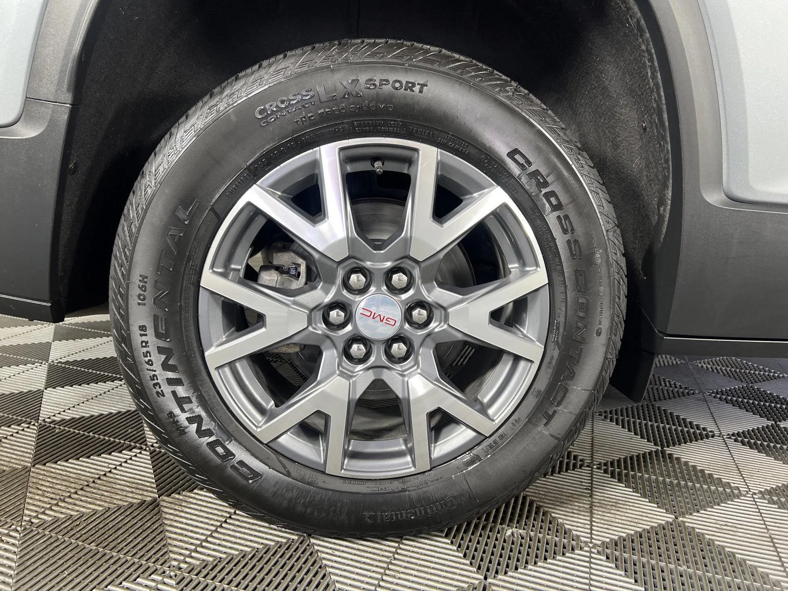 Used 2023 STERLING METALLIC GMC SLT image 51