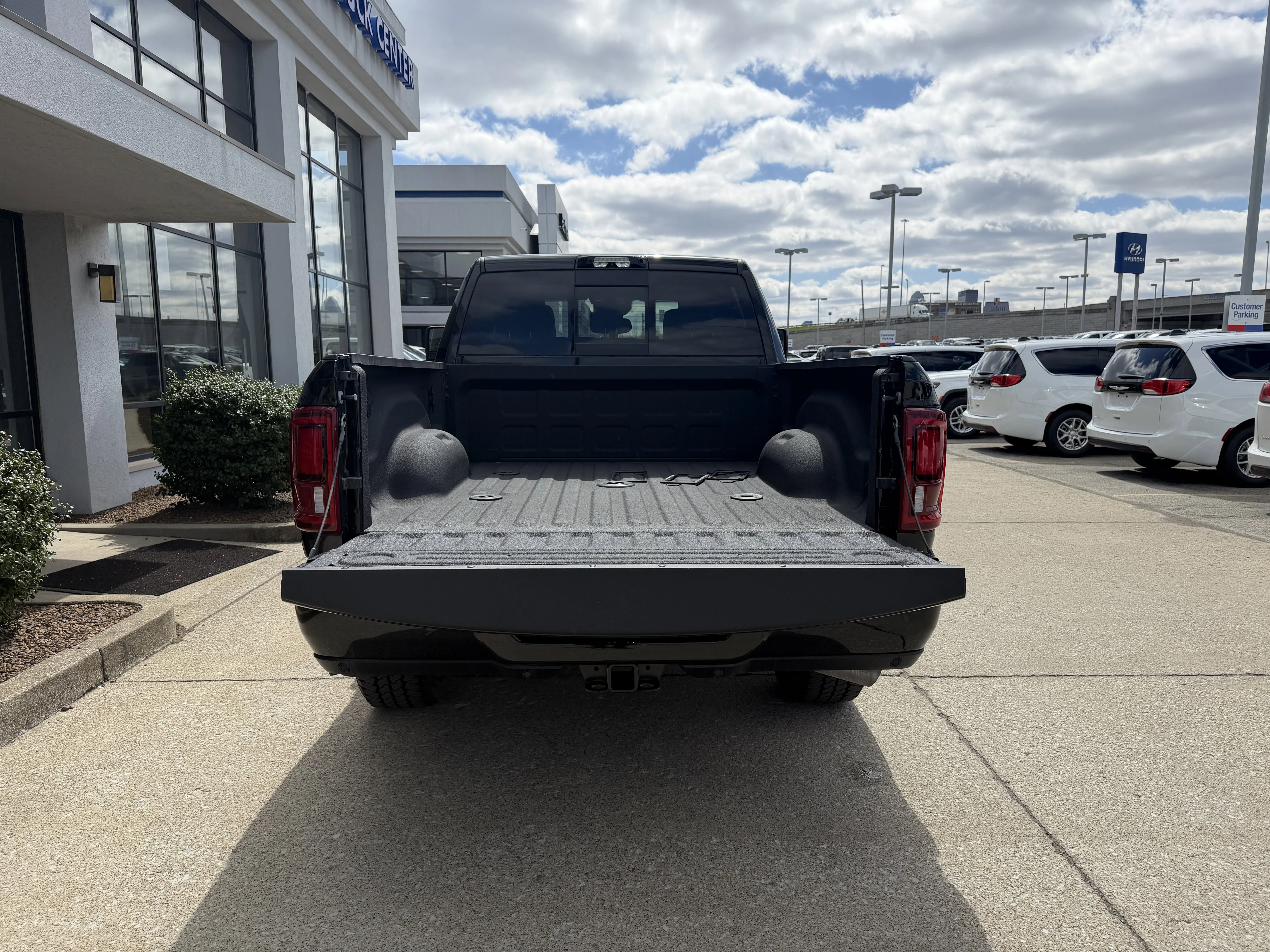 2026 RAM 2500 Limited - Photo 13