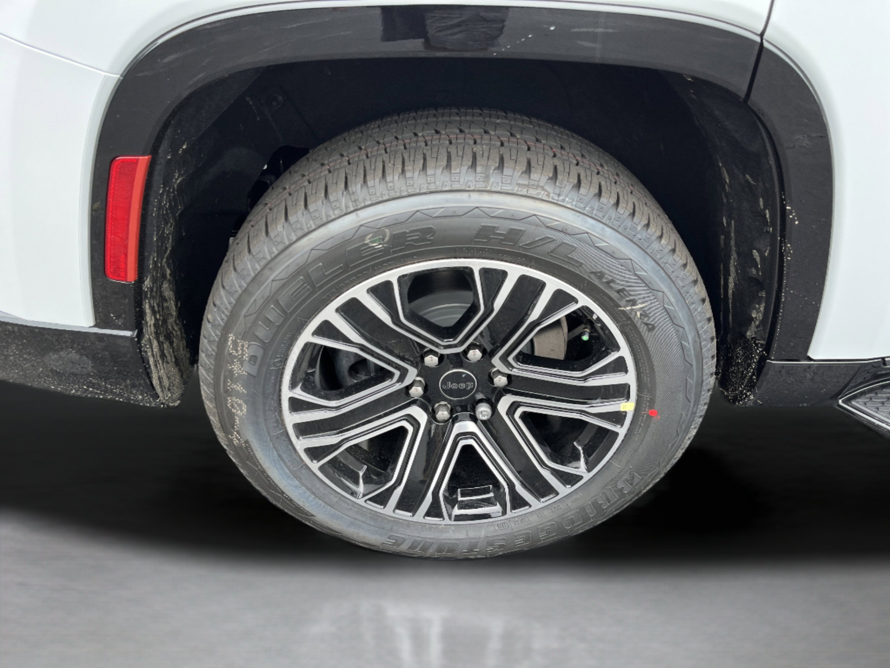New 2026 Bright White Clearcoat Jeep  image 12