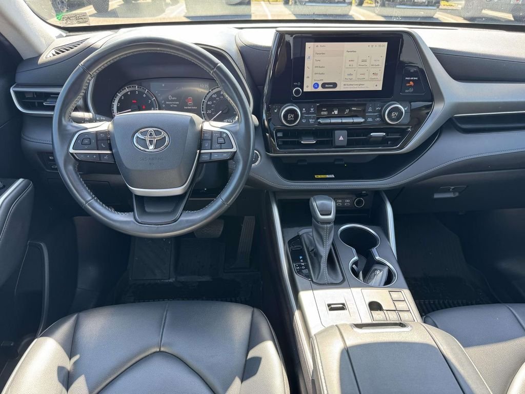 Used 2023 Red Toyota XLE image 16