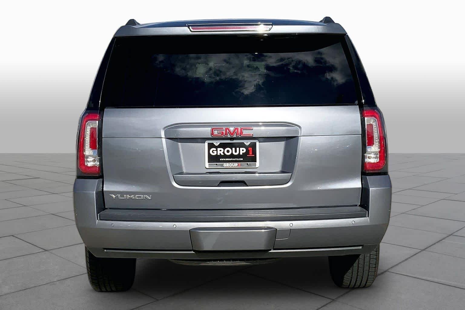 Used 2019 Satin Steel Metallic GMC SLT image 5