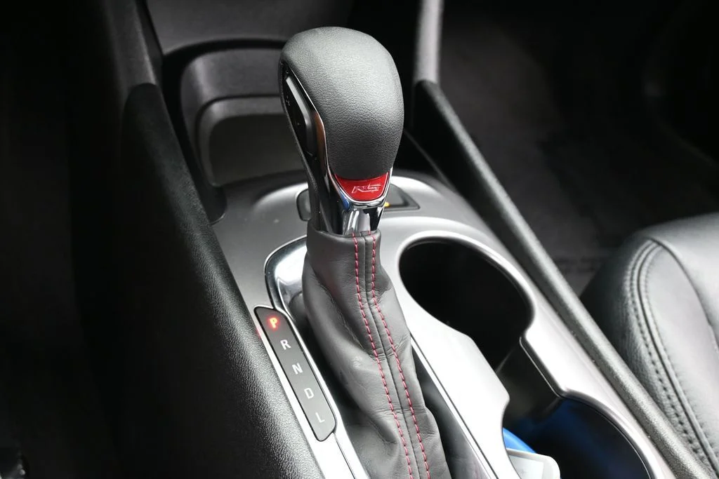 Used 2024 Summit White Chevrolet RS image 19