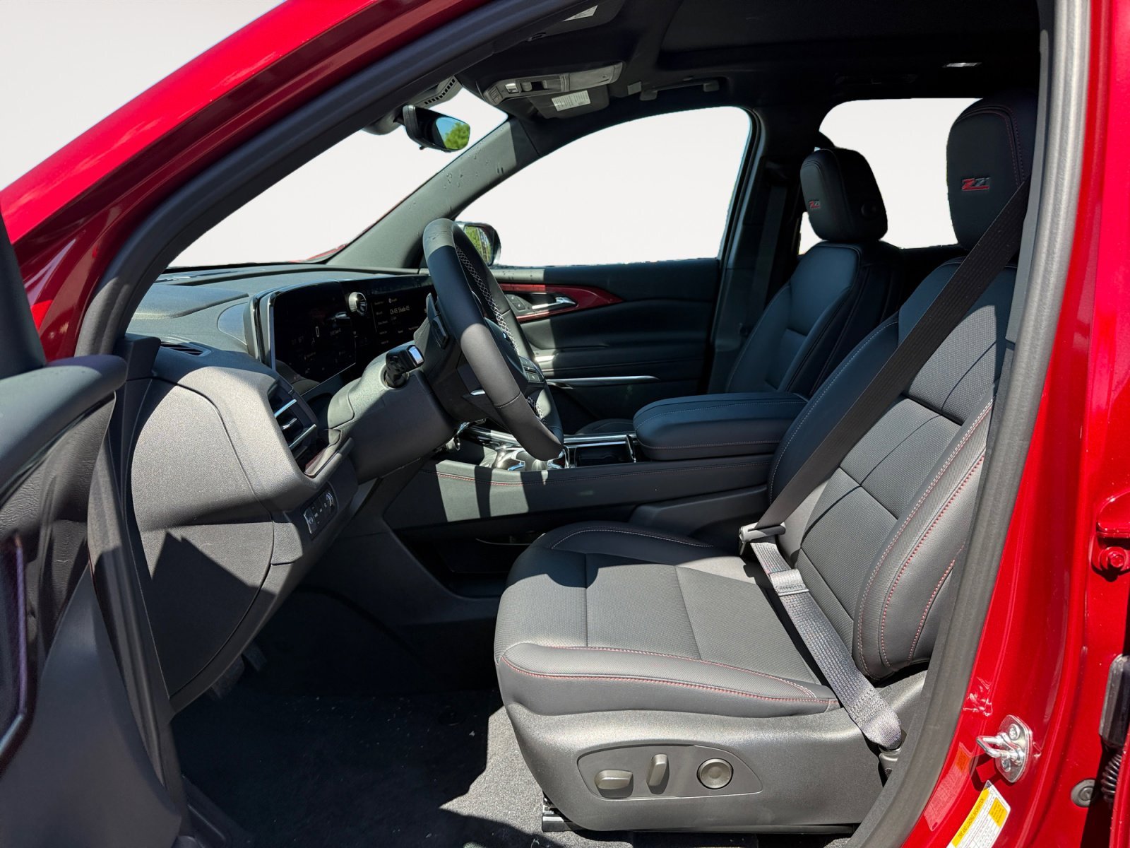 2026 Chevrolet Traverse Z71 - Photo 10