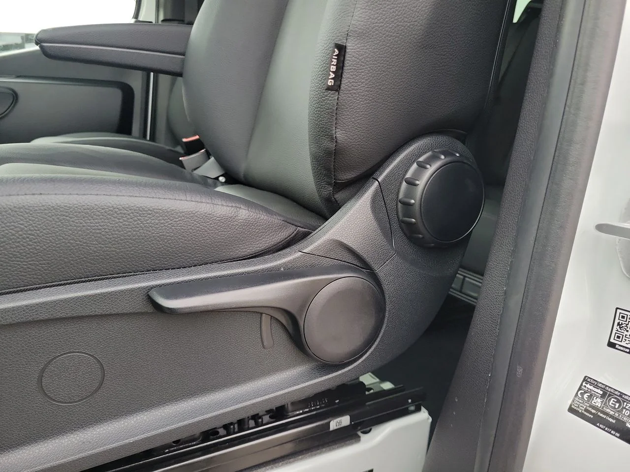 New 2026 Arctic White Mercedes-Benz Passenger 170 WB image 17