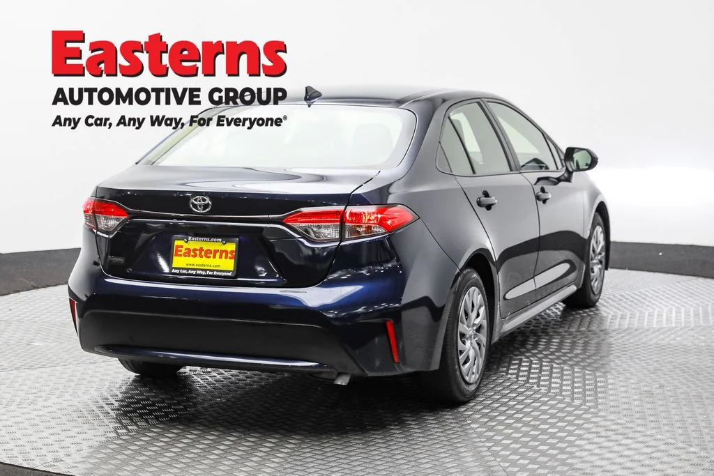Used 2021 Blue Toyota LE image 5