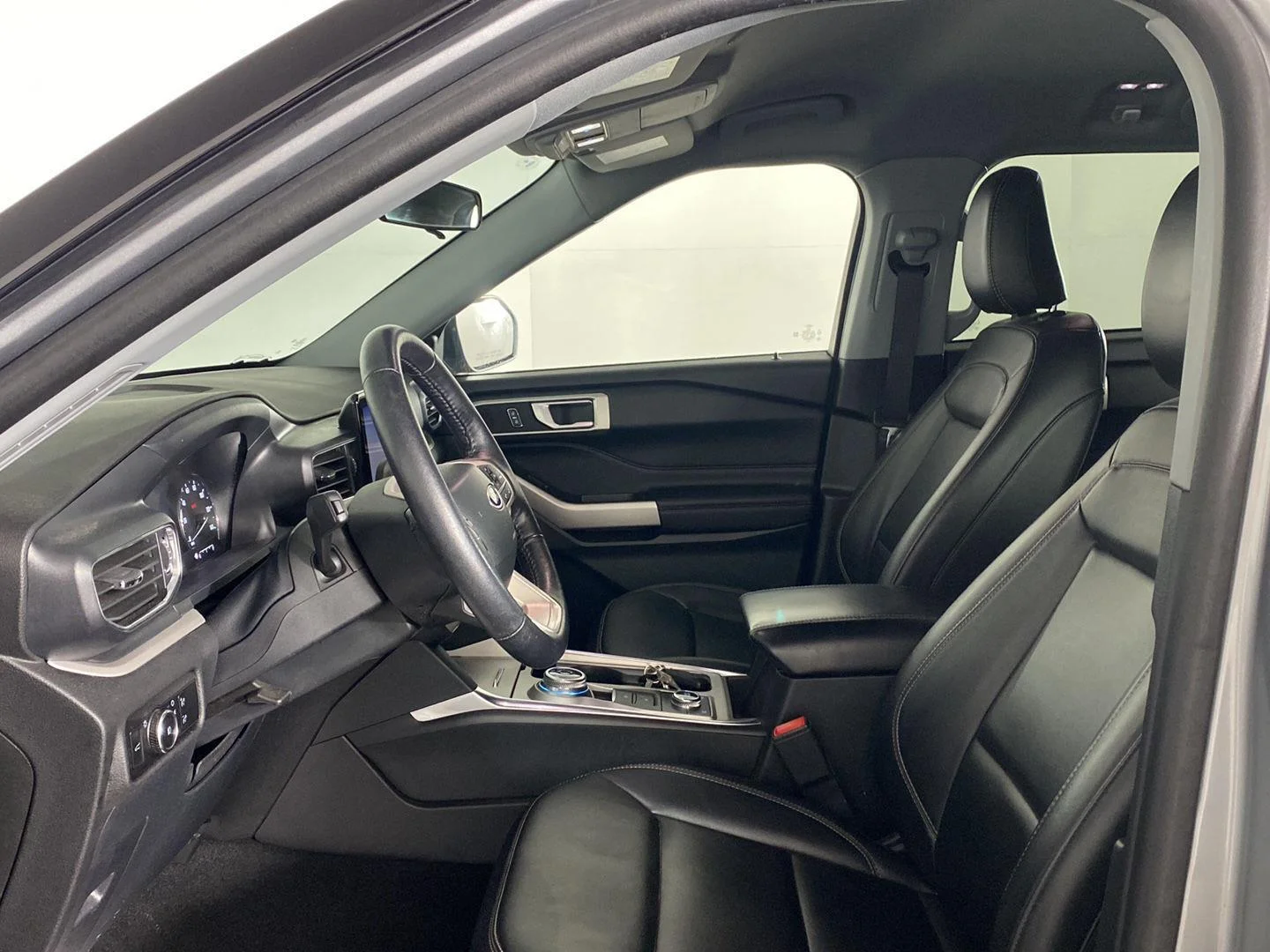 Used 2023 Silver Metallic Ford XLT image 14