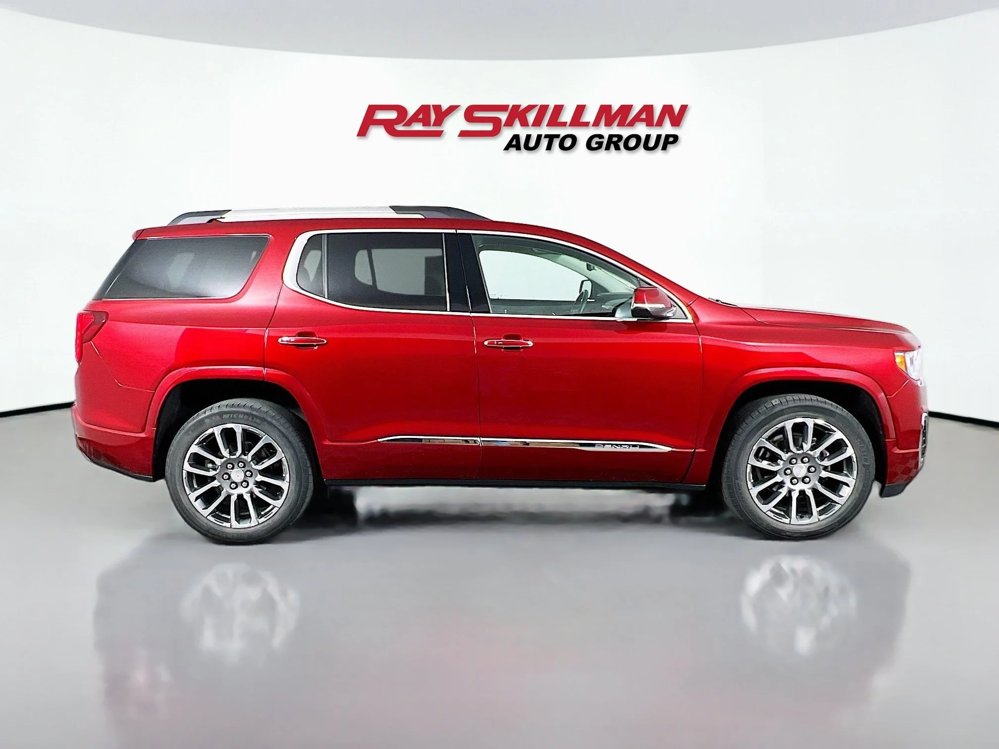 Used 2021 Cayenne Red Tintcoat GMC DENALI image 8