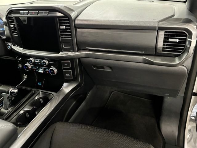 Used 2023 White Ford XLT image 21