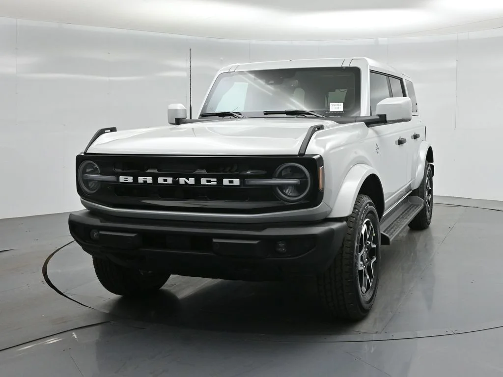 New 2026 Avalanche Gray Ford Outer Banks image 54