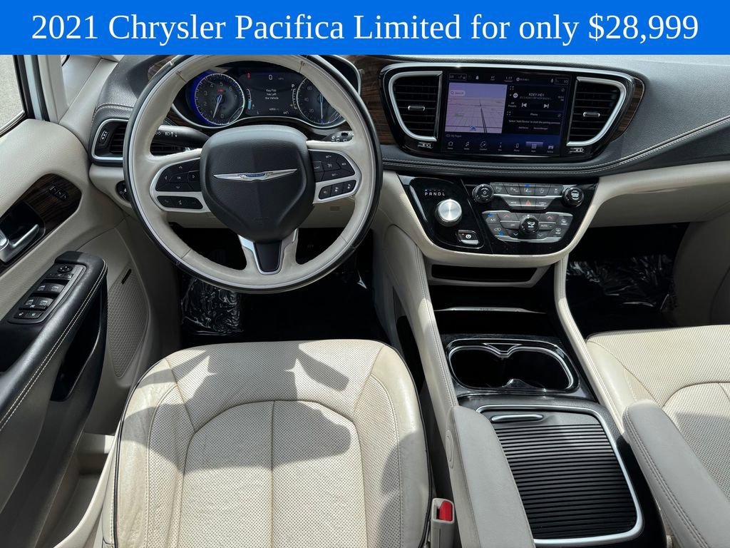 Used 2021 White Chrysler Limited image 16