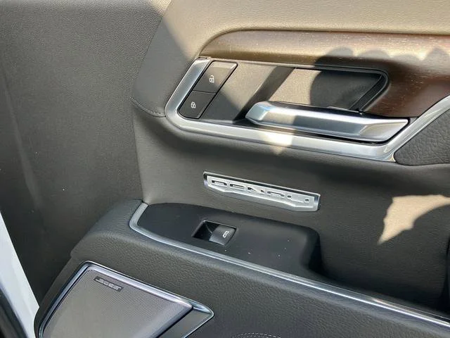 New 2026 Glacier White Tricoat GMC Denali image 30