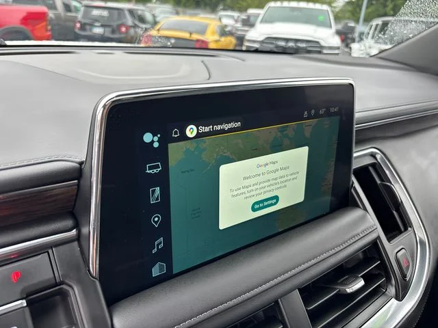 Used 2023 White Chevrolet LT image 17