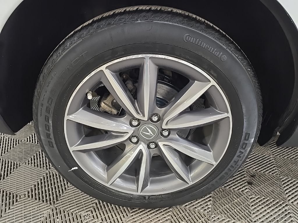 Used 2019 White Diamond Pearl Acura Technology Package image 14