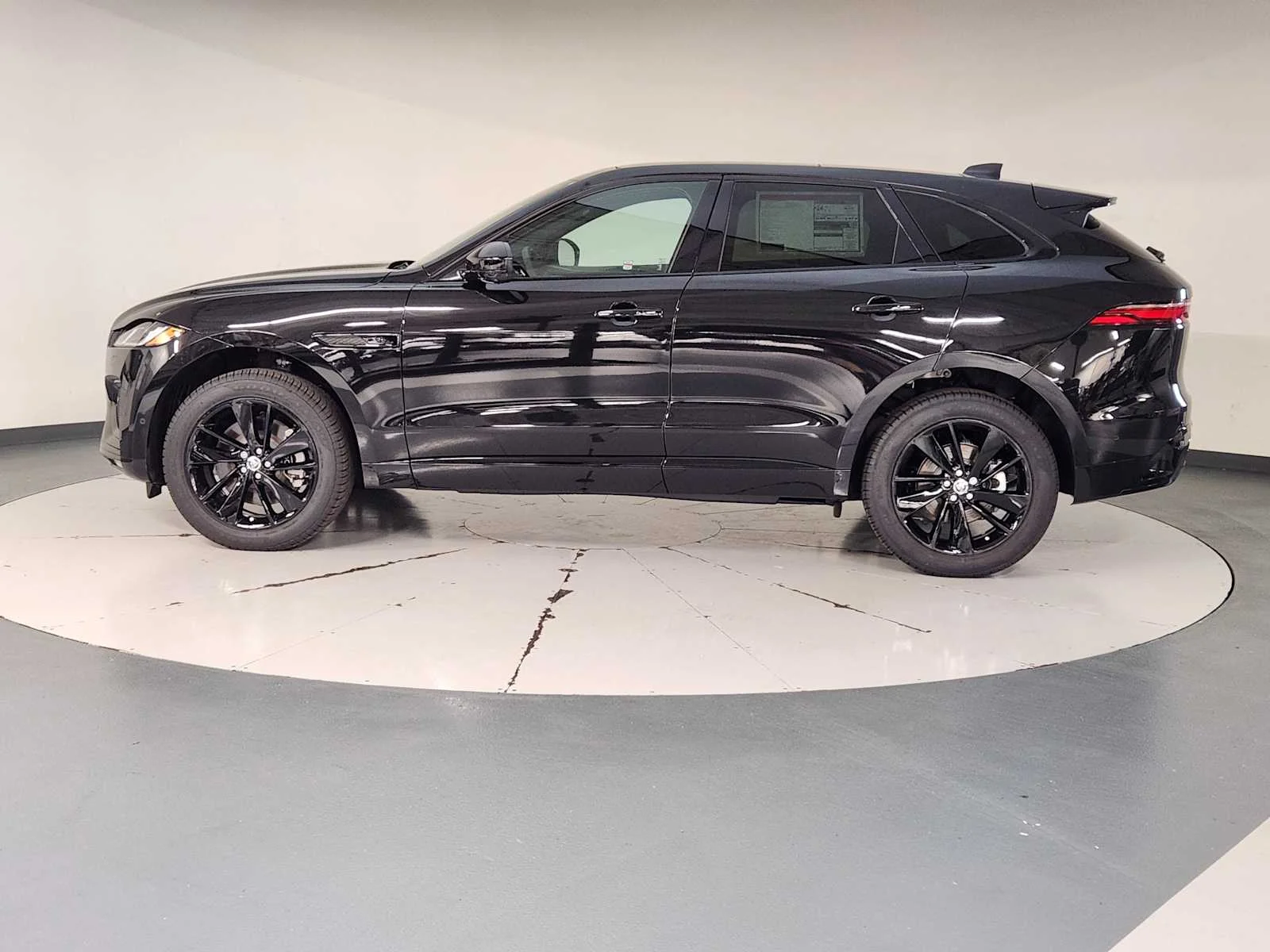 New 2026 Santorini Black Metallic Jaguar R-Dynamic S image 9