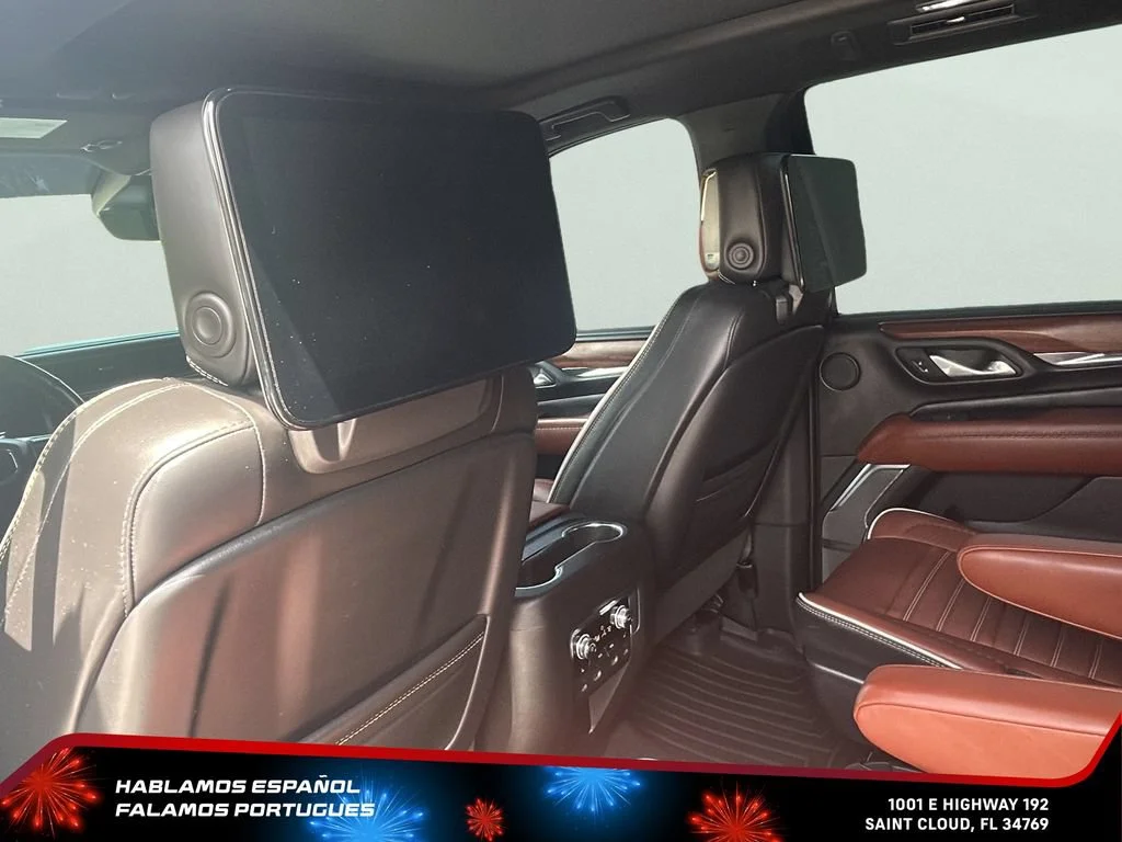 Used 2023 White Frost Tricoat GMC Denali Ultimate image 24