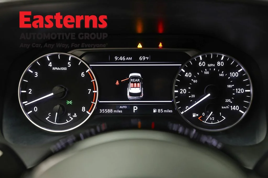 Used 2023 Gray Nissan SV image 17