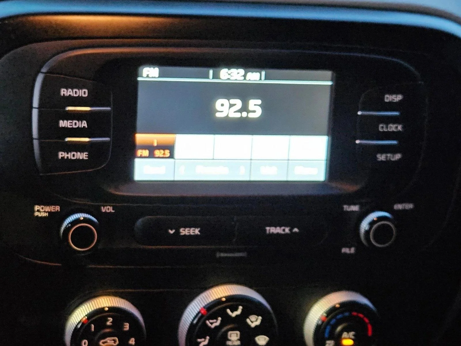 Used 2019 Shadow Black Kia Base image 13