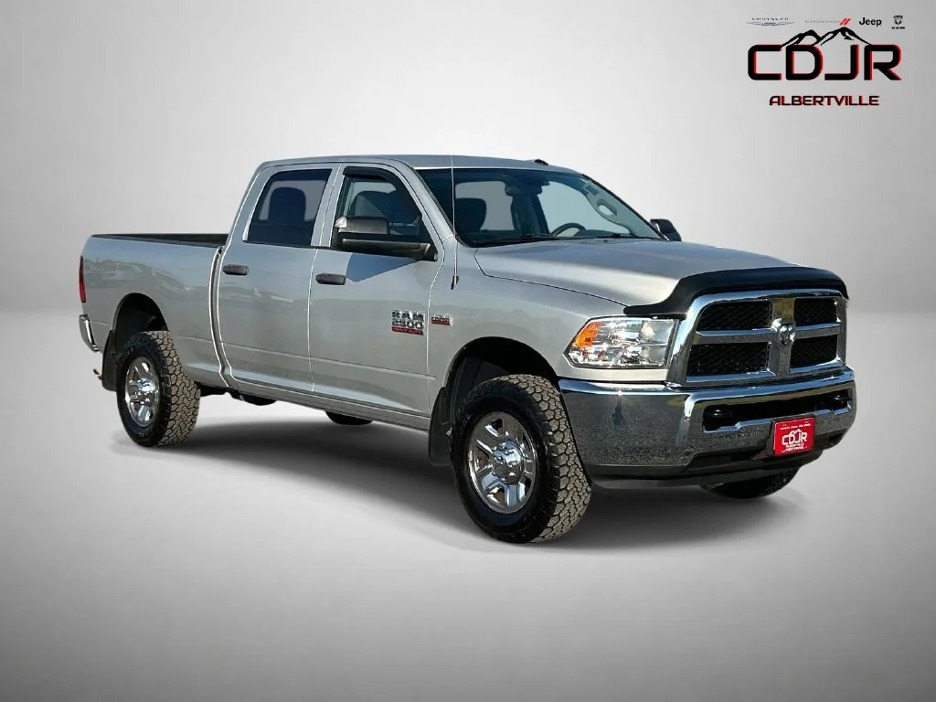 Used 2018 Silver Ram Tradesman image 1