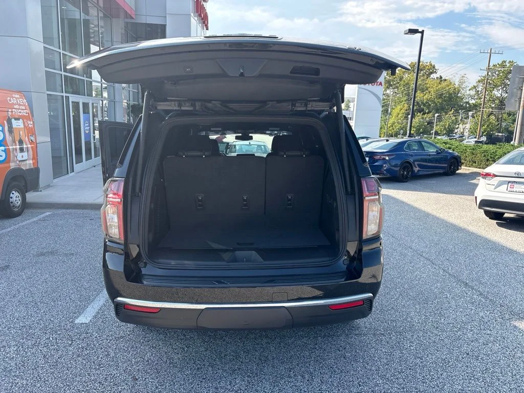Used 2022 Black Chevrolet LT image 9