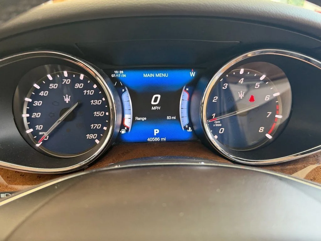 Used 2017 Red Maserati S image 20