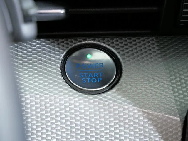 Certified Used 2023 Blue Ford Select image 26