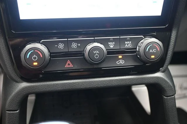 New 2026 Avalanche Ford Lariat® image 12
