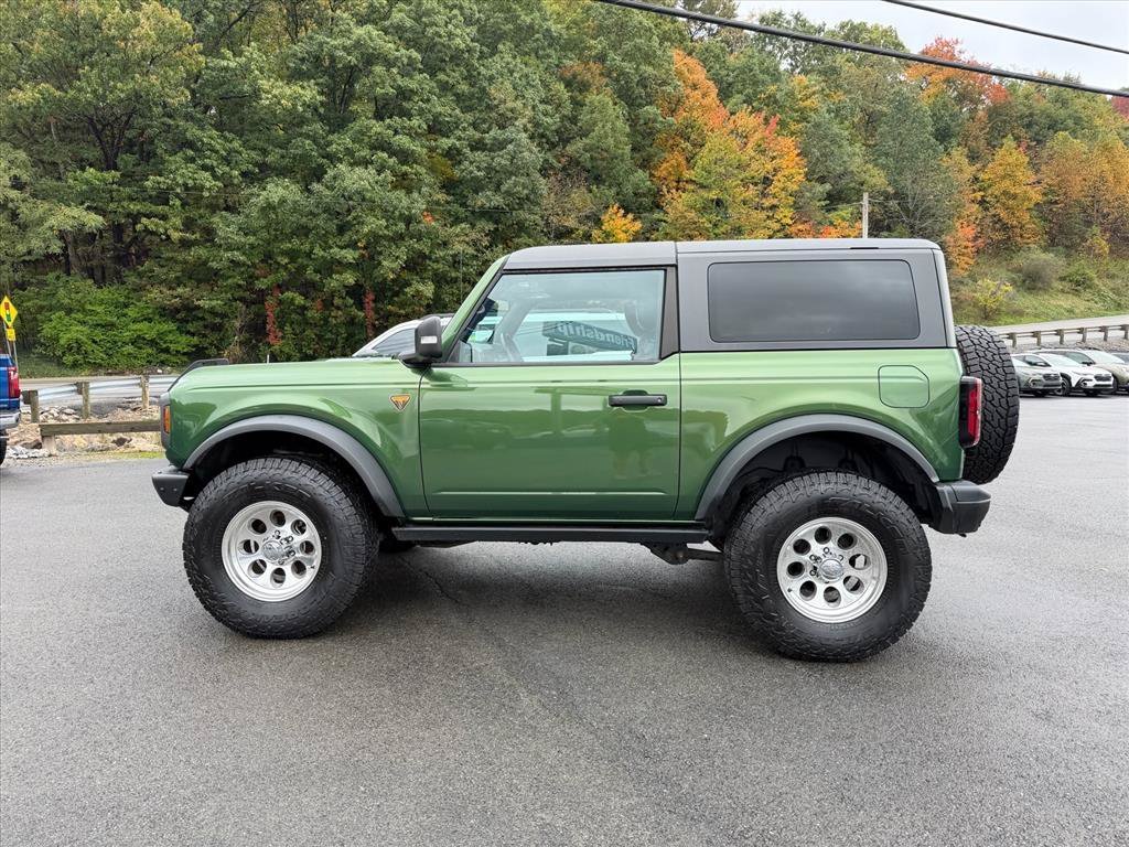 Used 2022 Green Ford Badlands image 4