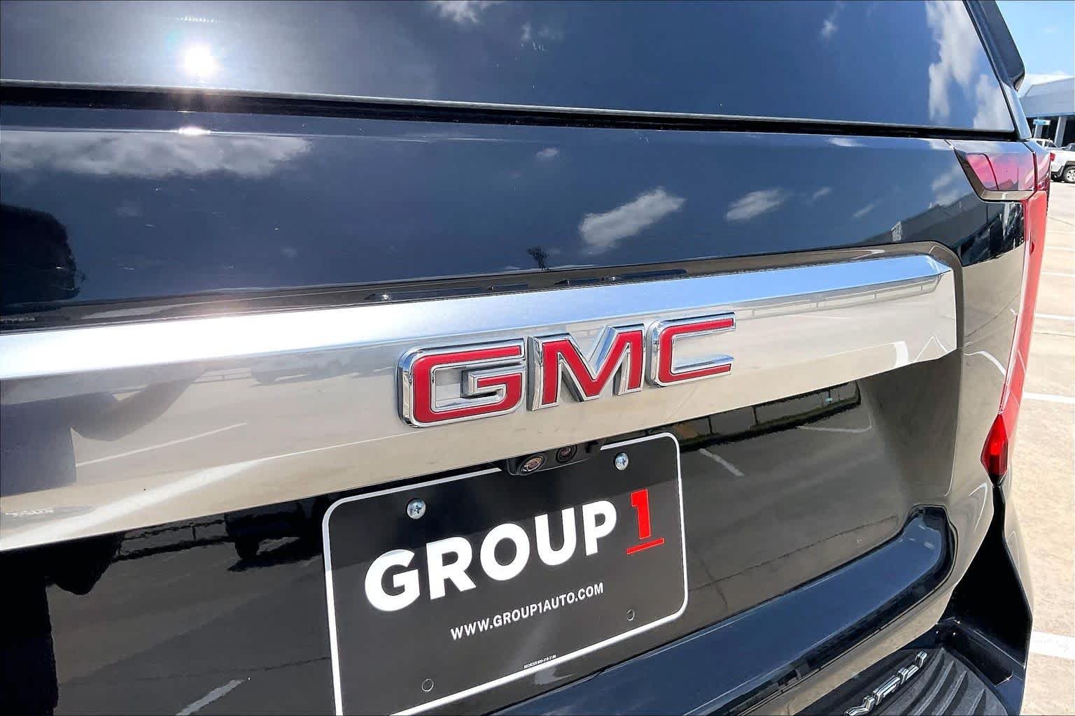 Used 2022 Onyx Black GMC Denali image 31