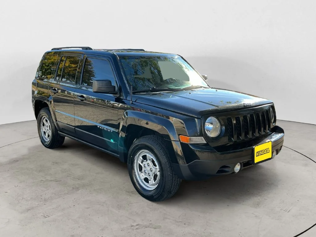 Used 2016 Black Jeep Sport image 3