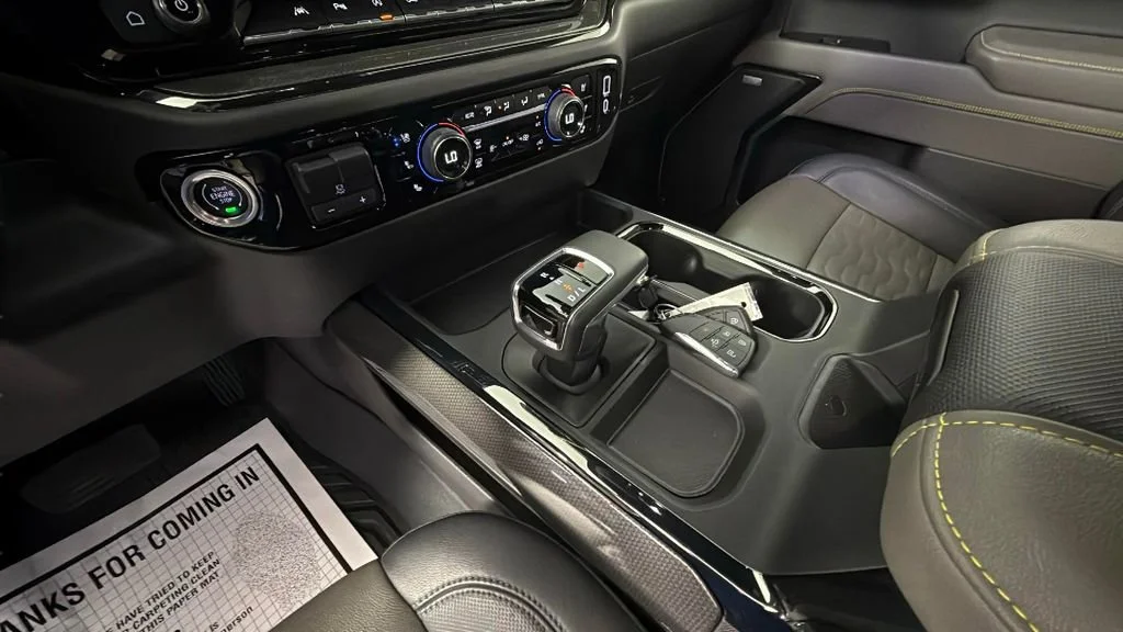 Used 2025 Slate Gray Metallic Chevrolet ZR2 image 23