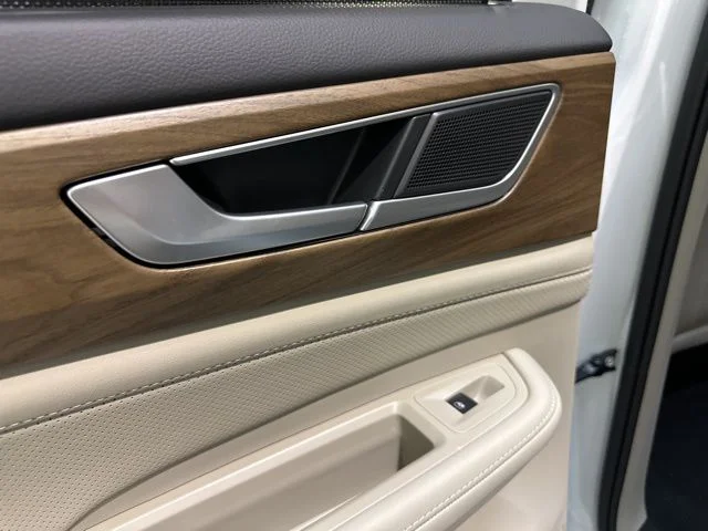 2026 Volkswagen Atlas SE w/Tech - Photo 27