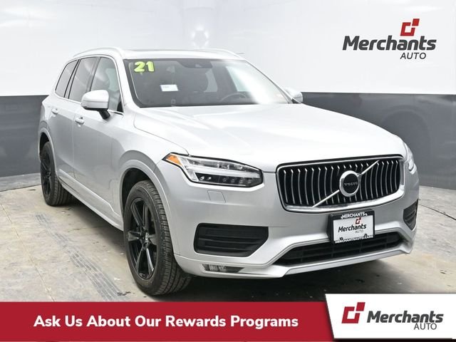 2021 Volvo XC90 Momentum