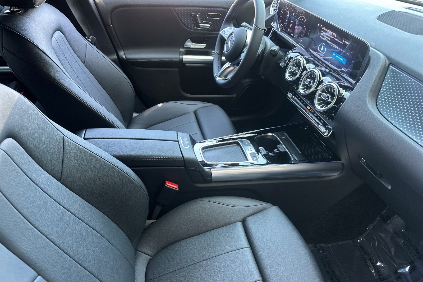 Certified Used 2025 Black Mercedes-Benz GLA 250 image 16