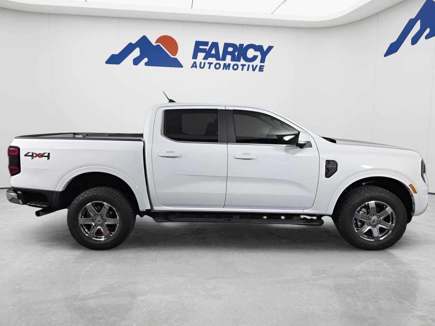Used 2025 Oxford White Ford LARIAT image 10