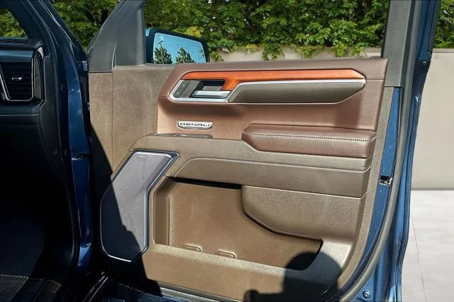 Used 2023 PACIFIC BLUE METALLIC GMC Denali image 26
