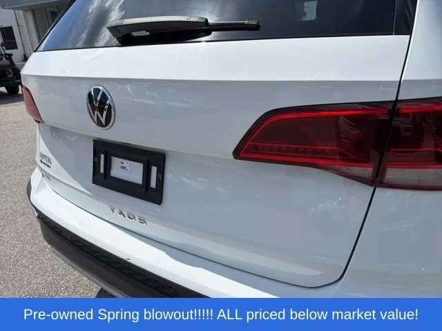 Used 2022 White Volkswagen 1.5T SE image 11