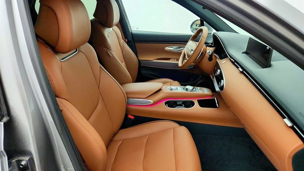 Used 2025 Savile Silver Genesis 2.5T AWD w/ Advanced Package & Panoramic Sunroof image 26