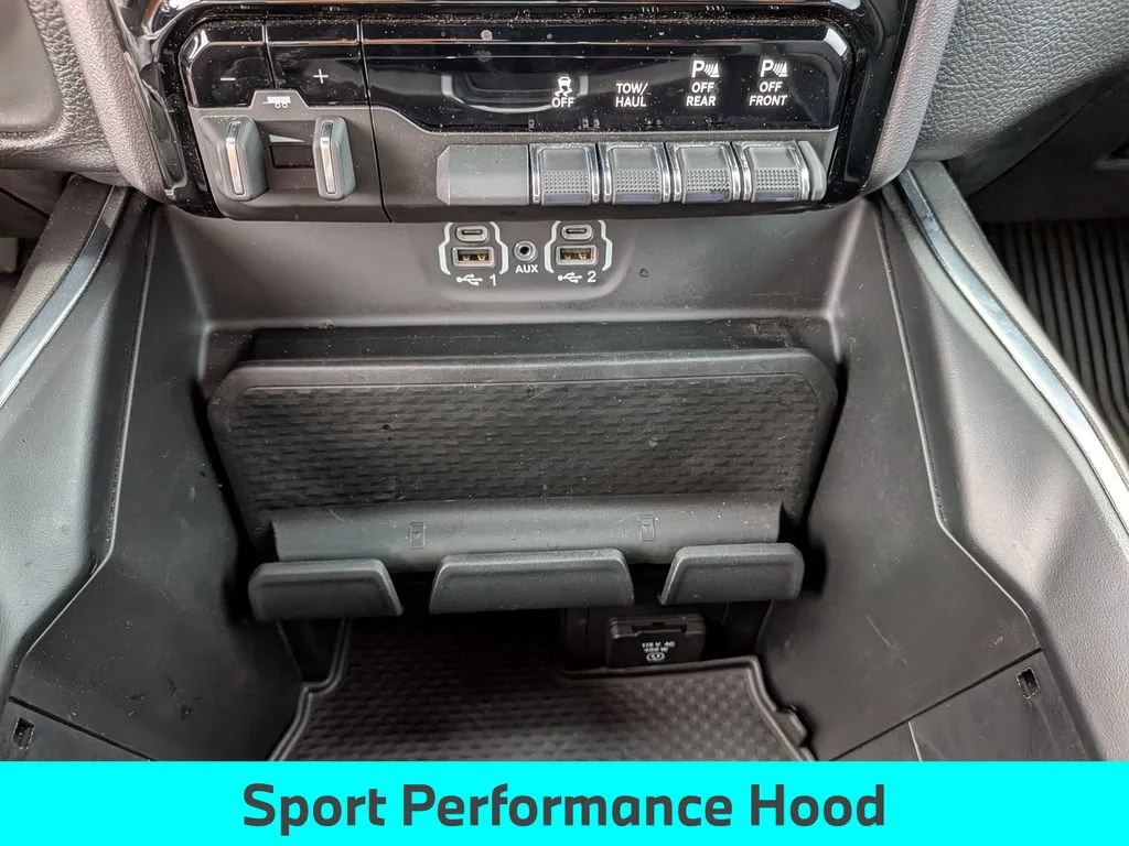 Used 2023 White Ram Laramie image 35