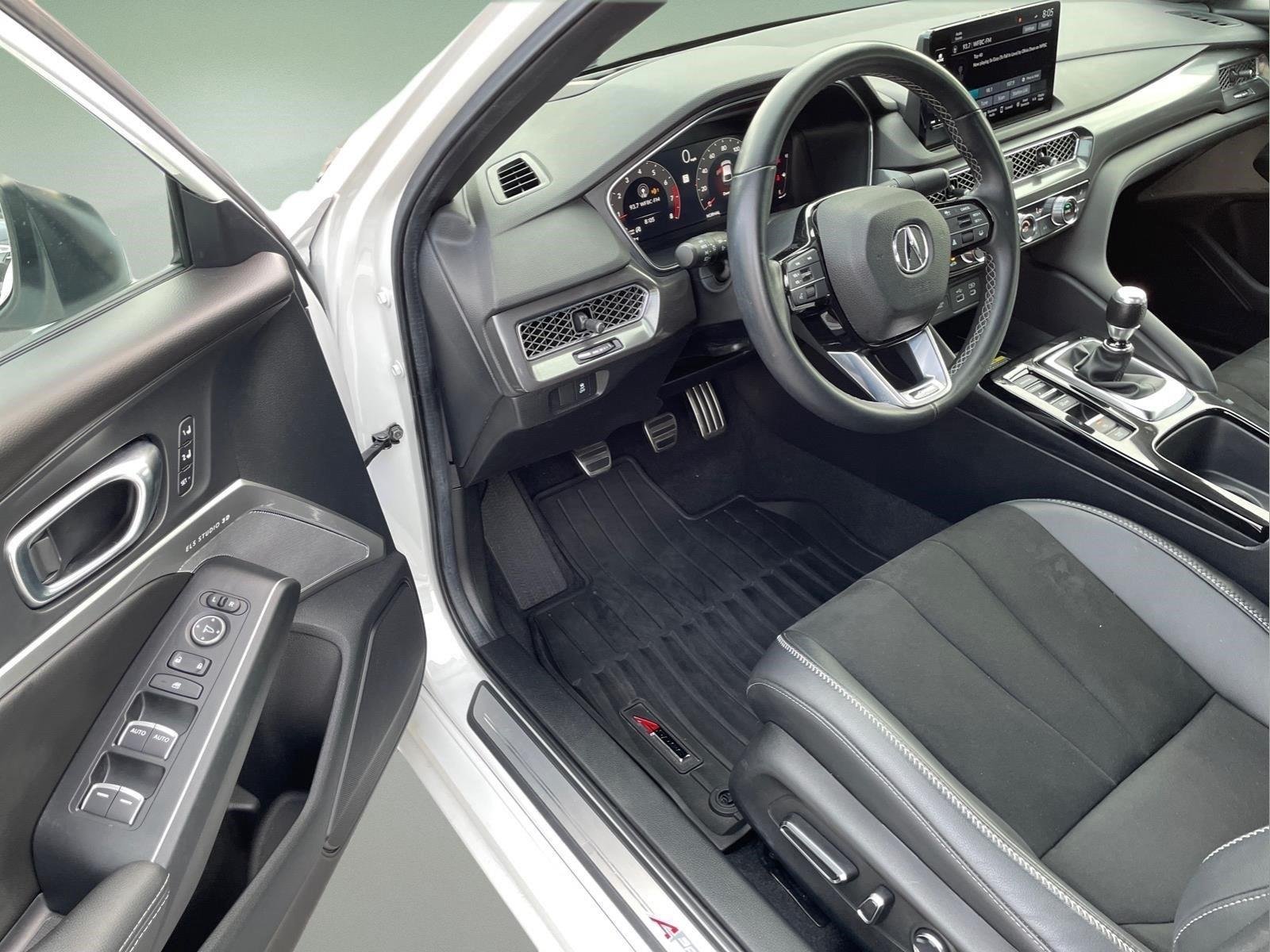 Used 2025 Platinum White Pearl Acura w/A-Spec Technology Package image 15