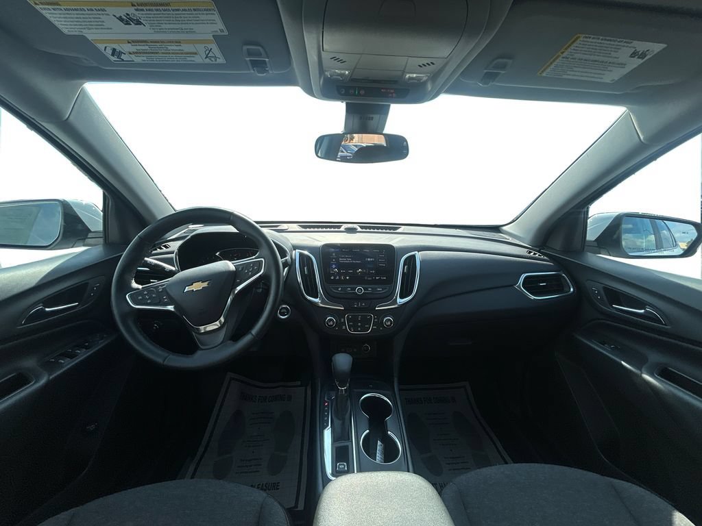 Used 2024 Summit White Chevrolet LT image 9