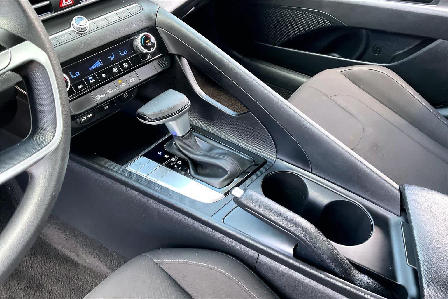 Used 2024 Intense Blue Hyundai SEL image 15