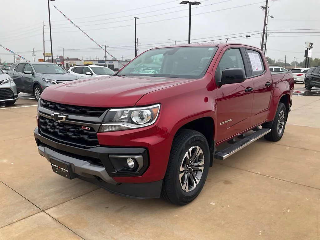 Used 2021 CHERRY RED TINTCOAT Chevrolet 4WD Z71 image 73
