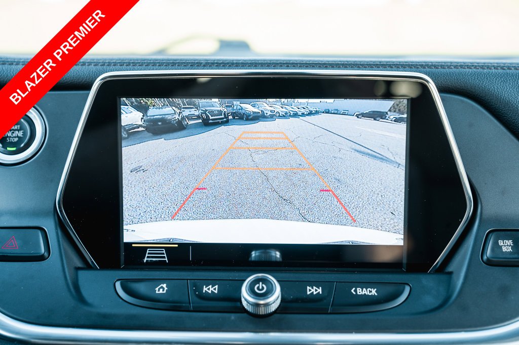 Used 2019 Summit White Chevrolet Premier image 21