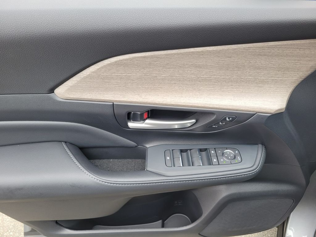 Used 2025 Silver Toyota Limited image 19