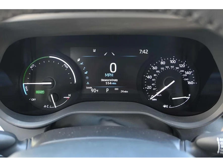2025 Toyota Sienna XLE - Photo 33