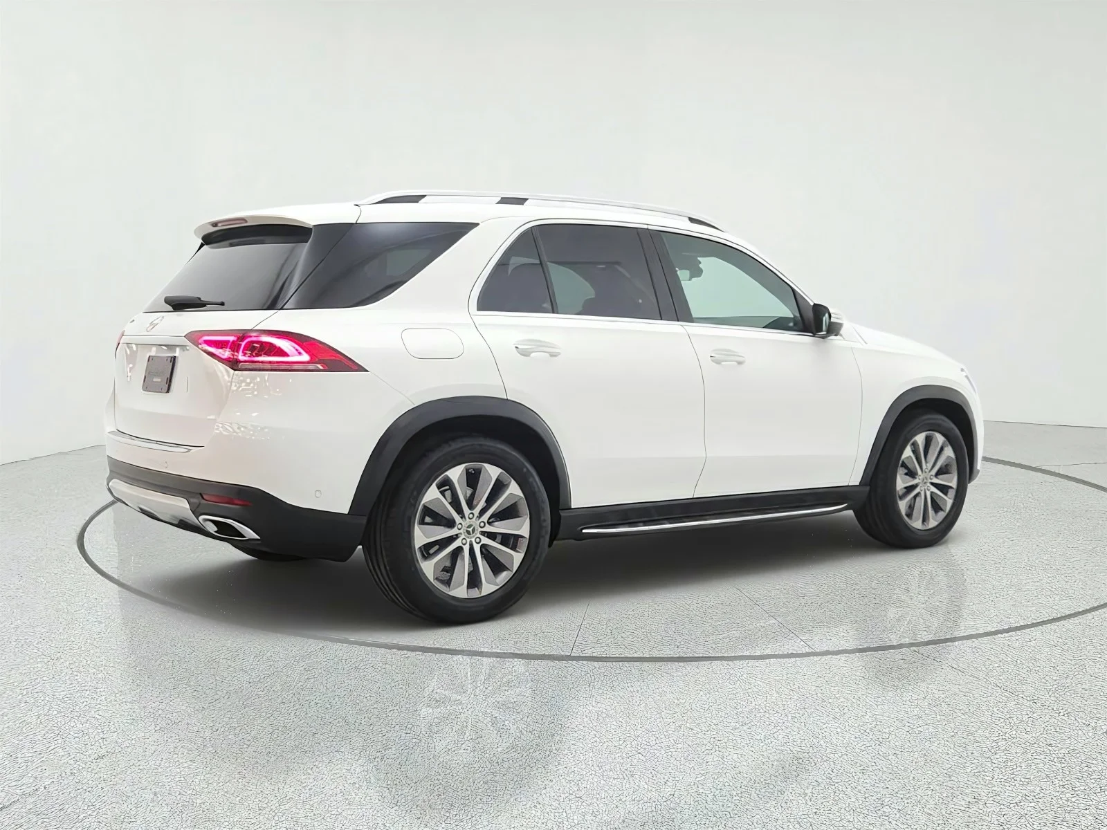 Used 2023 Polar White Mercedes-Benz GLE 350 SUV image 5