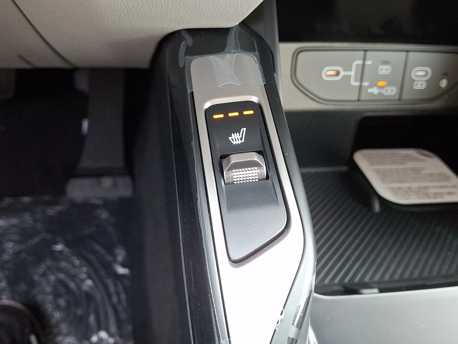 New 2026 White Kia EX image 21