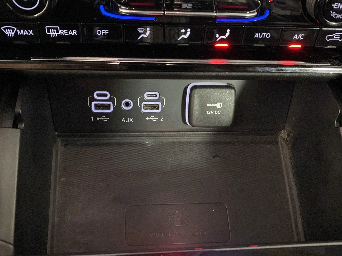 Used 2023 Silver Zynith Jeep Laredo image 18